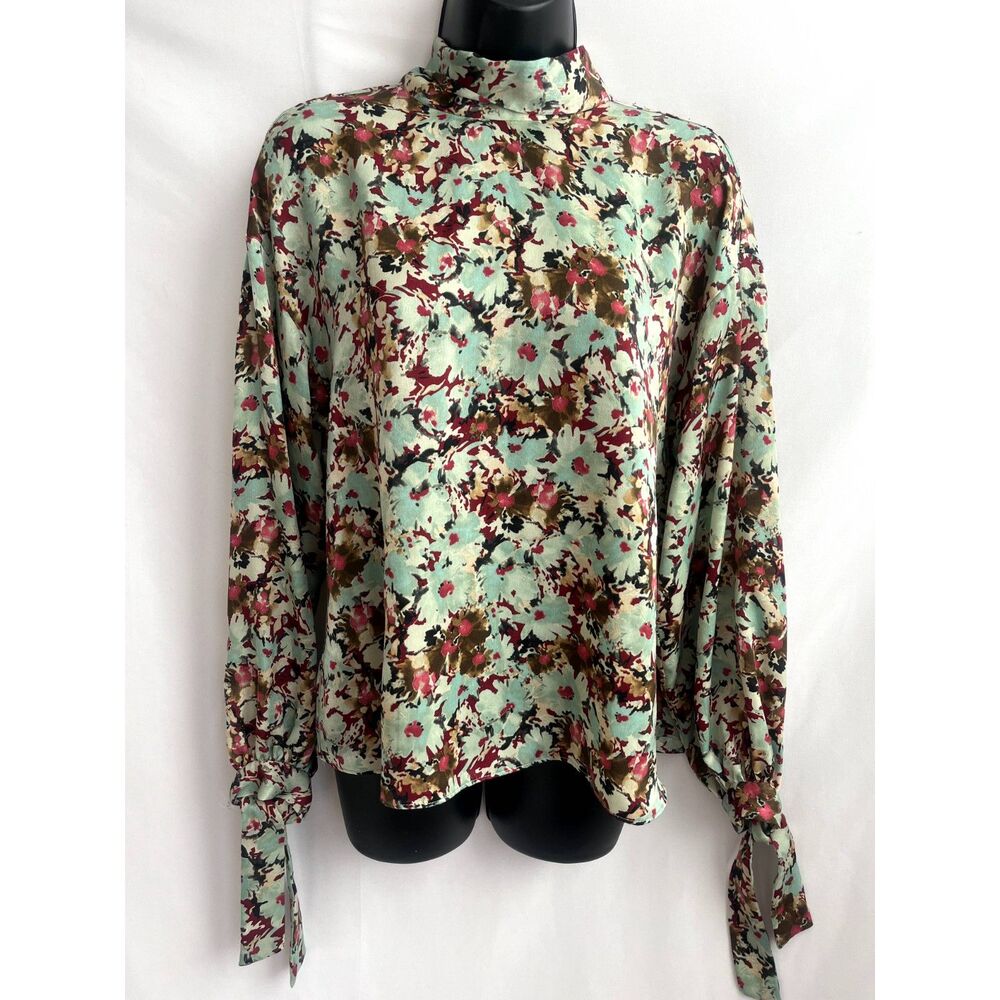 ZARA Floral Print Blouse Flowy Long Sleeve Size XS Tie Neck Romantic Cute